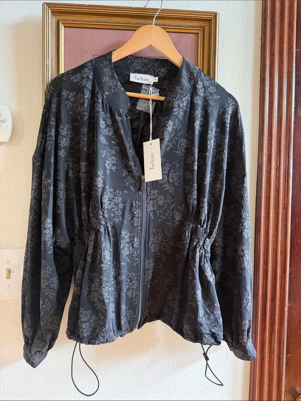 Taelynn Black Floral Bomber Jacket - Zip Front